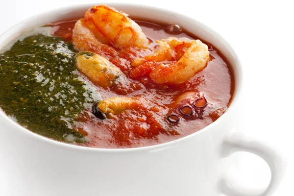 Supă de roșii cu creveți și sos pesto — Fotografie, imagine de stoc