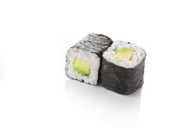 Avokado pirinç sushi seti