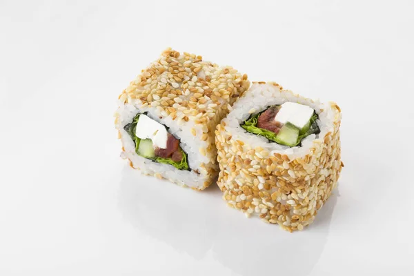 Ton balığı ve krem peynir ile rulo