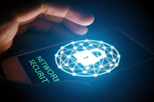 Concept de réseau de cybersécurité, Man protect network in smartphon — Photo