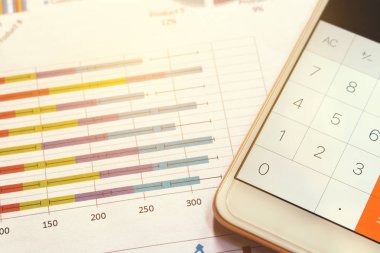 Hesap makinesi smartphone ve tablo Office Özet raporu kapatın.