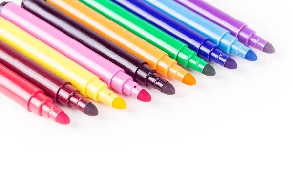 Pacchetto arcobaleno colorato di marcatori — Foto Stock