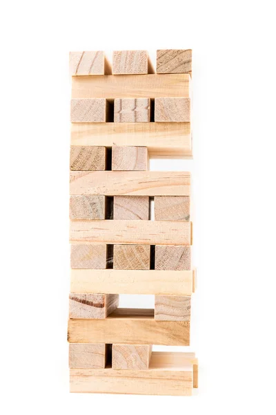 Turm aus Holzspielsteinen — Stockfoto