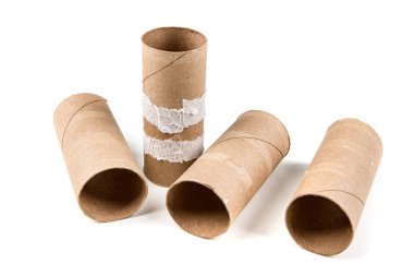 Birkaç boş tuvalet kağıt rulolar