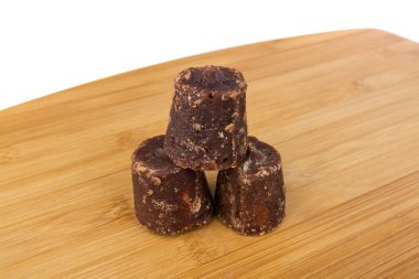 İspanyol yemekleri için minik şirin piloncillo şeker konileri.