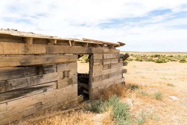 Ruined Ghost Town Mining Buildings Mandalay Spring Nevada — 스톡 사진