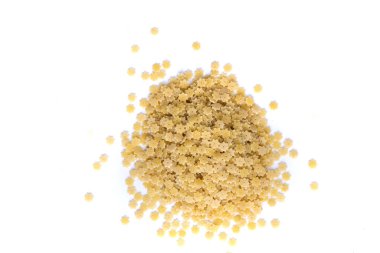 Bir avuç dolusu yıldız biçimli kurutulmuş makarna.