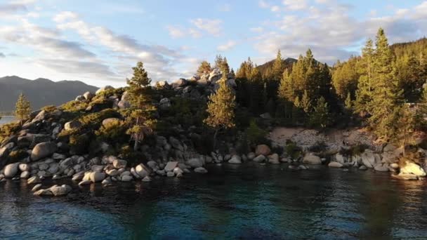 Lake Tahoe Schönes Blaues Wasser Bei 120Fps Strand Und Touristen — Stockvideo