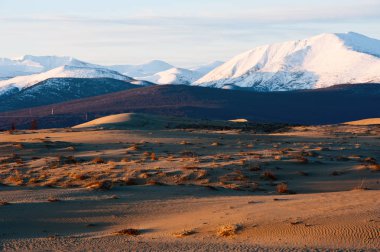 Chara çöl arasında Kodar ve Udokan Dağları, Rusya Federasyonu 