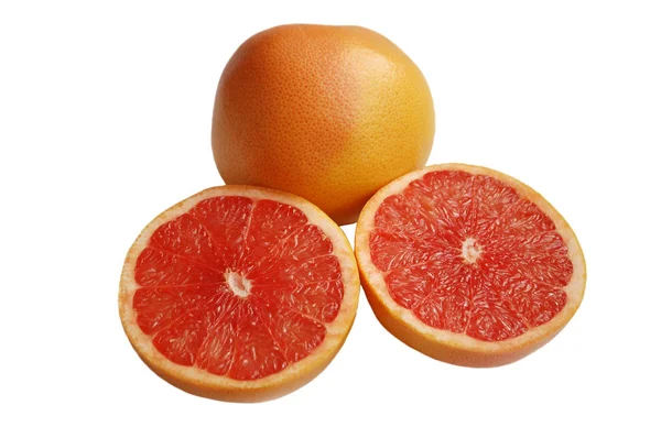 Rote Grapefruit, ganze und zwei runde Scheiben. — Stockfoto