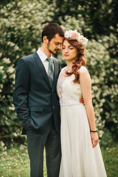 Bruiloft shot van bruid en bruidegom — Stockfoto