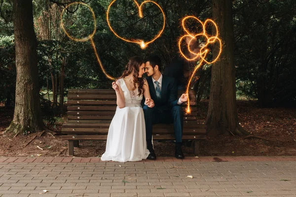 Colpo nuziale di sposa e sposo — Foto Stock