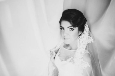 mutlu gelin sabah. Gelin hazırlanıyor.