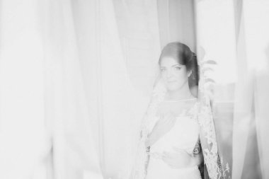 mutlu gelin sabah. Gelin hazırlanıyor.