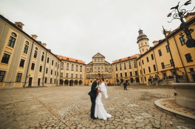 Gelin ve Damat Düğün içinde çift