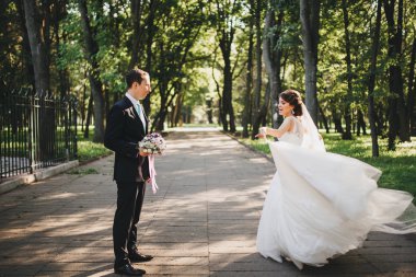 Gelin ve Damat Düğün içinde çift
