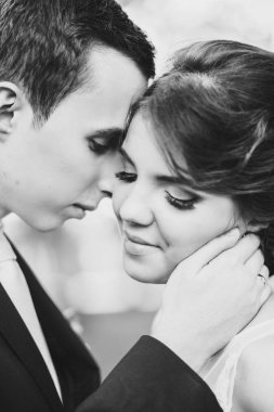 Mutlu gelin ve damat düğünlerinde