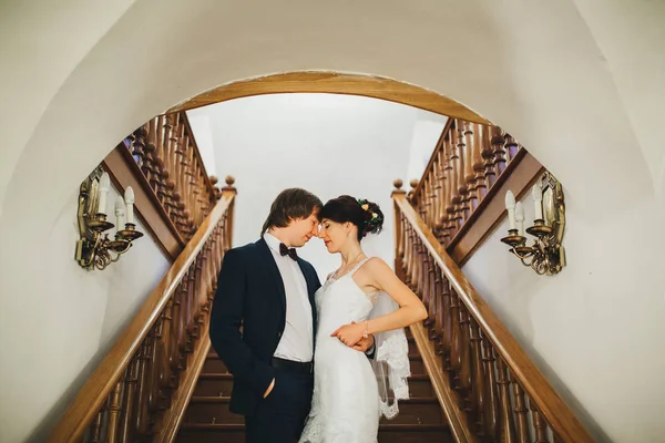 Brautpaar bei der Hochzeit — Stockfoto