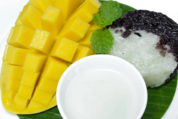 Riso appiccicoso bianco e nero con mango — Foto Stock