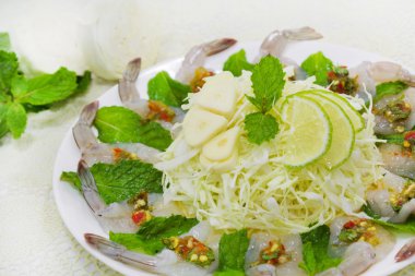 Deniz ürünleri sos, sıcak ve baharatlı karides