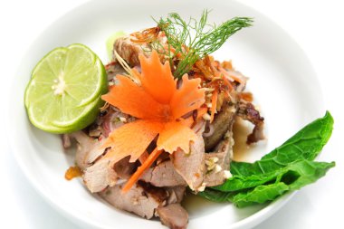 Izgara domuz deniz ürünleri sos ile