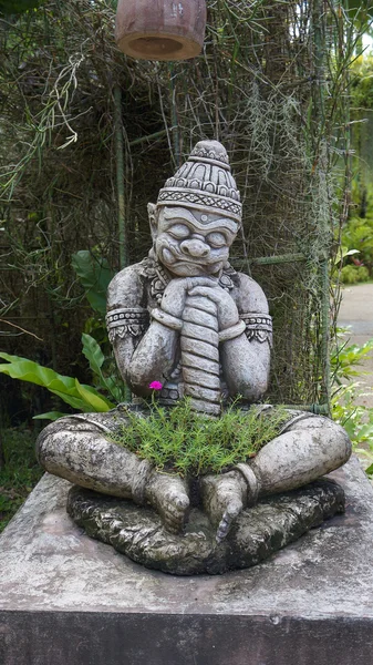 Tailandia diseño de arte tradicional de estatua gigante — Foto de Stock