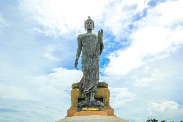 Phuttamonthon es un parque budista en la provincia de Nakhon Pathom en Tailandia. — Foto de Stock