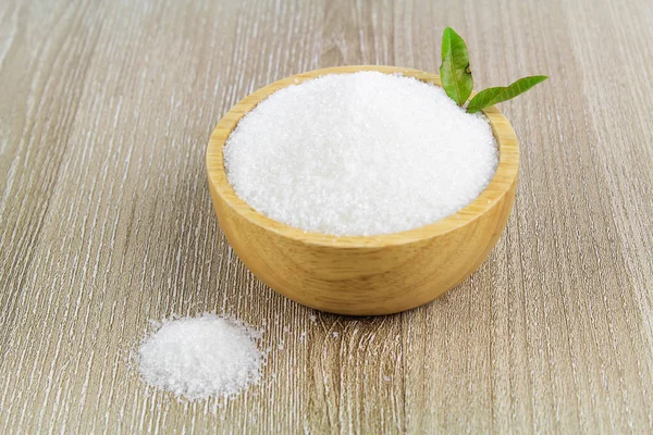 Heap of granulated sugar isolated on white — Stock Photo, Image