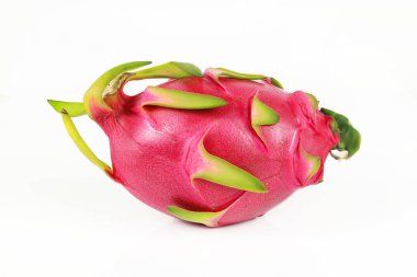 Dragon meyve, beyaz eti ve kırmızı kabuğu