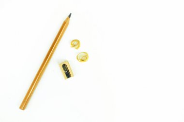 Ahşap yazma araçları, kalem, kalem, cetvel, silgi, kalemtıraş ve kitap seti