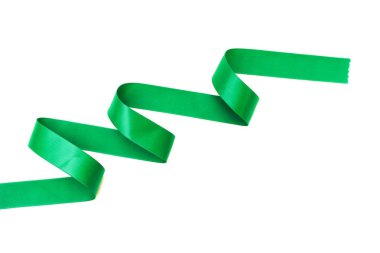 Yeşil saten kurdele beyaz arka plan üzerinde izole