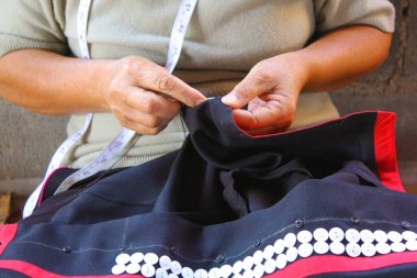 Kadınlar dikiş, aşiret elbise, Phuthai elbise