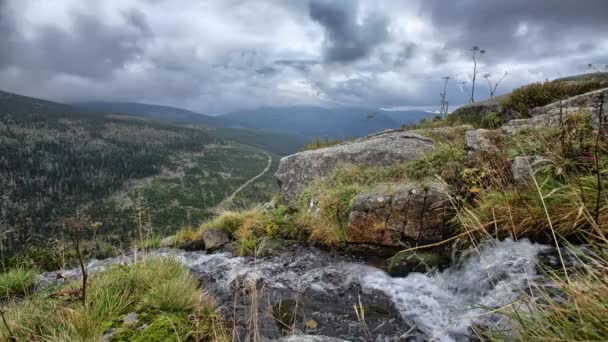 Hermoso Paisaje Checo Con Arroyo Caducidad — Vídeos de Stock