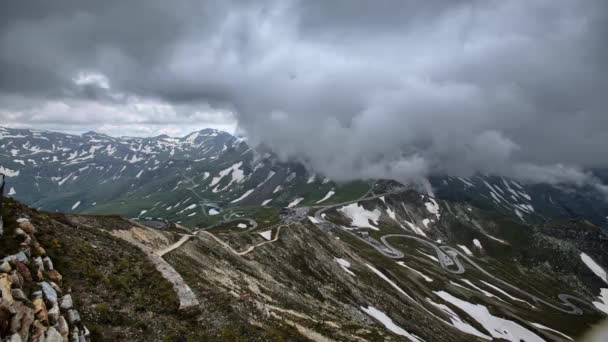 Mountain timelapse with low clouds — Stock Video