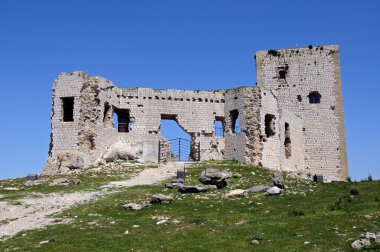 Üstünde tepe-in tepe, Teba yıldız castle (Castillo de la Estrella).