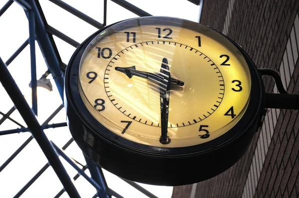 Coventry Pool Meadow bus station clock. — Stock Photo, Image