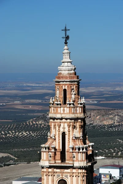 Viktoria-Turm mit Blick auf die Landschaft, Estepa, Spanien. — Stockfoto