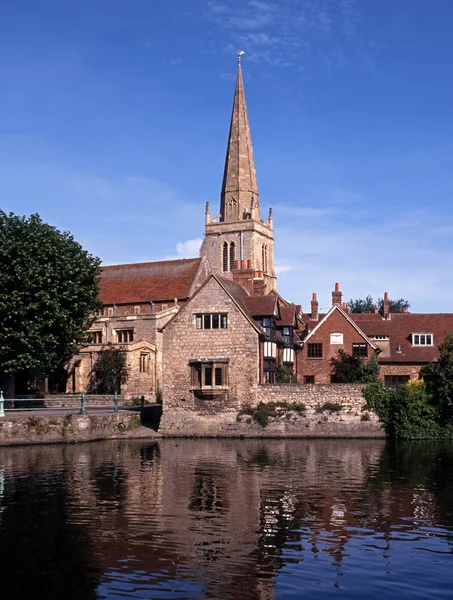 River Thames and St Helens Church, Abingdon — Stock Photo, Image