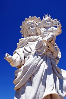 Heykeli bir kadın ve çocuk liman ağzına Garrucha, İspanya.
