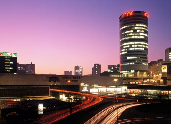 View of the Rotunda and Bull Ring at sunset, Birmingham, UK. — Stock Photo, Image