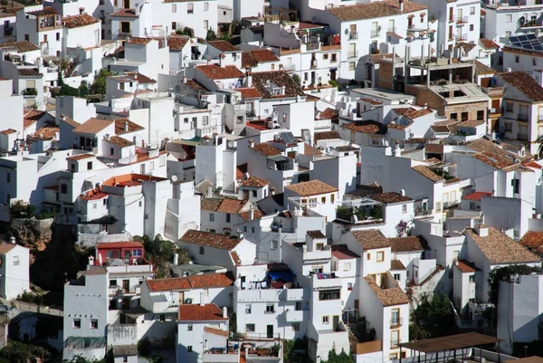 Vista della città, Ojen, Spagna . — Foto Stock