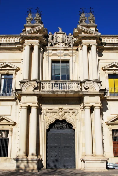 Fábrica de tabaco a la antigua, Sevilla, España . — Foto de Stock