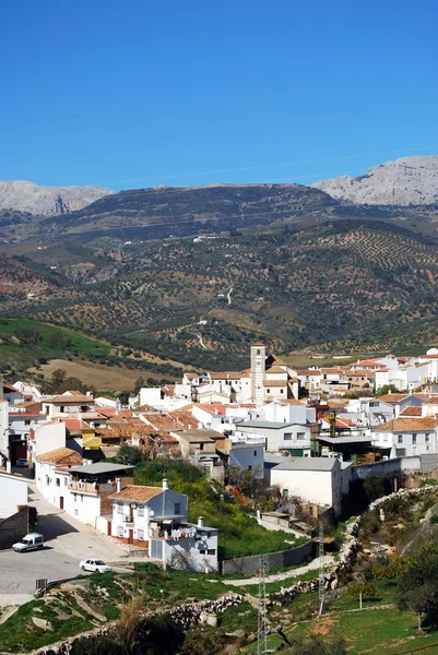 Vista del pueblo encalado, Rio Gordo, España . —  Fotos de Stock