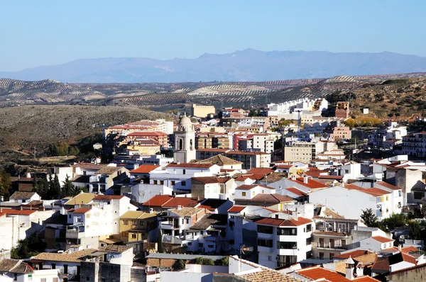 Vista de los tejados de la ciudad hacia las montañas, Loja, España . — Foto de Stock