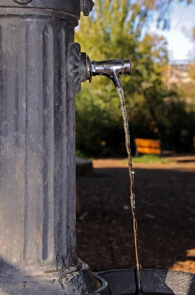 Fuente de agua potable, Riofrio, España . —  Fotos de Stock