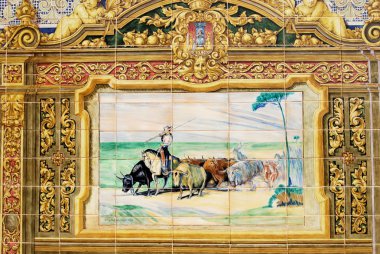 Seramik döşenmiş oturma alanı içinde Plaza de Espana, Sevilla, İspanya.