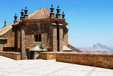 Dikiz Santa Maria Kilisesi aşık Dağı arkaya, Antequera, İspanya.