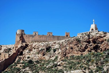 Mağribi Kalesi ve antik duvarlarını Jayran, Almeria, İspanya.