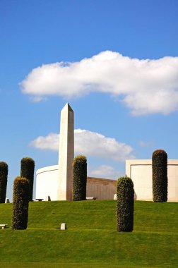 Silahlı Kuvvetler Anıtı, Ulusal Anıtı Botanik Bahçesi, Alrewas, İngiltere.