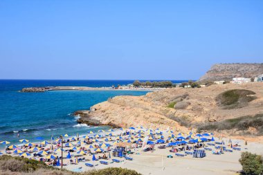 Boufos plaj ve kıyı şeridi, Sissi, Crete yükseltilmiş görünümünü.